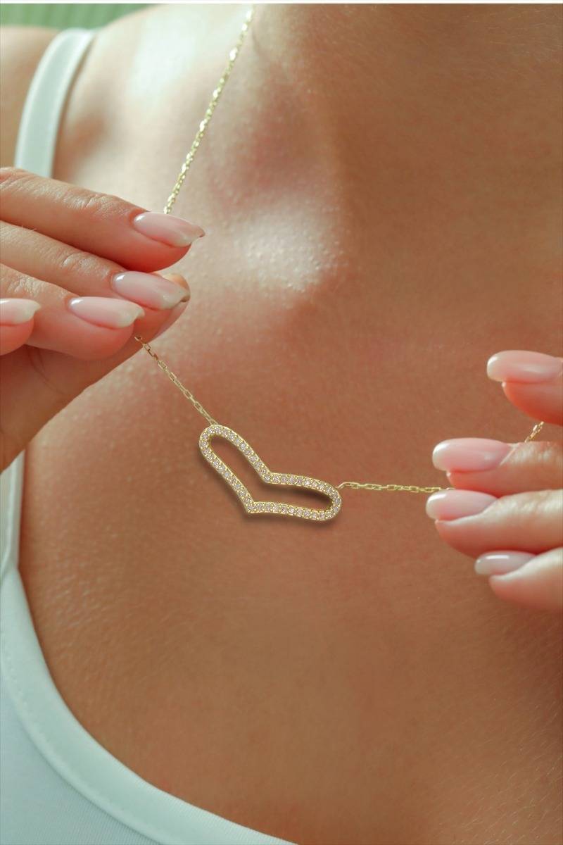 Romantic Elegant Silver Heart Pendant