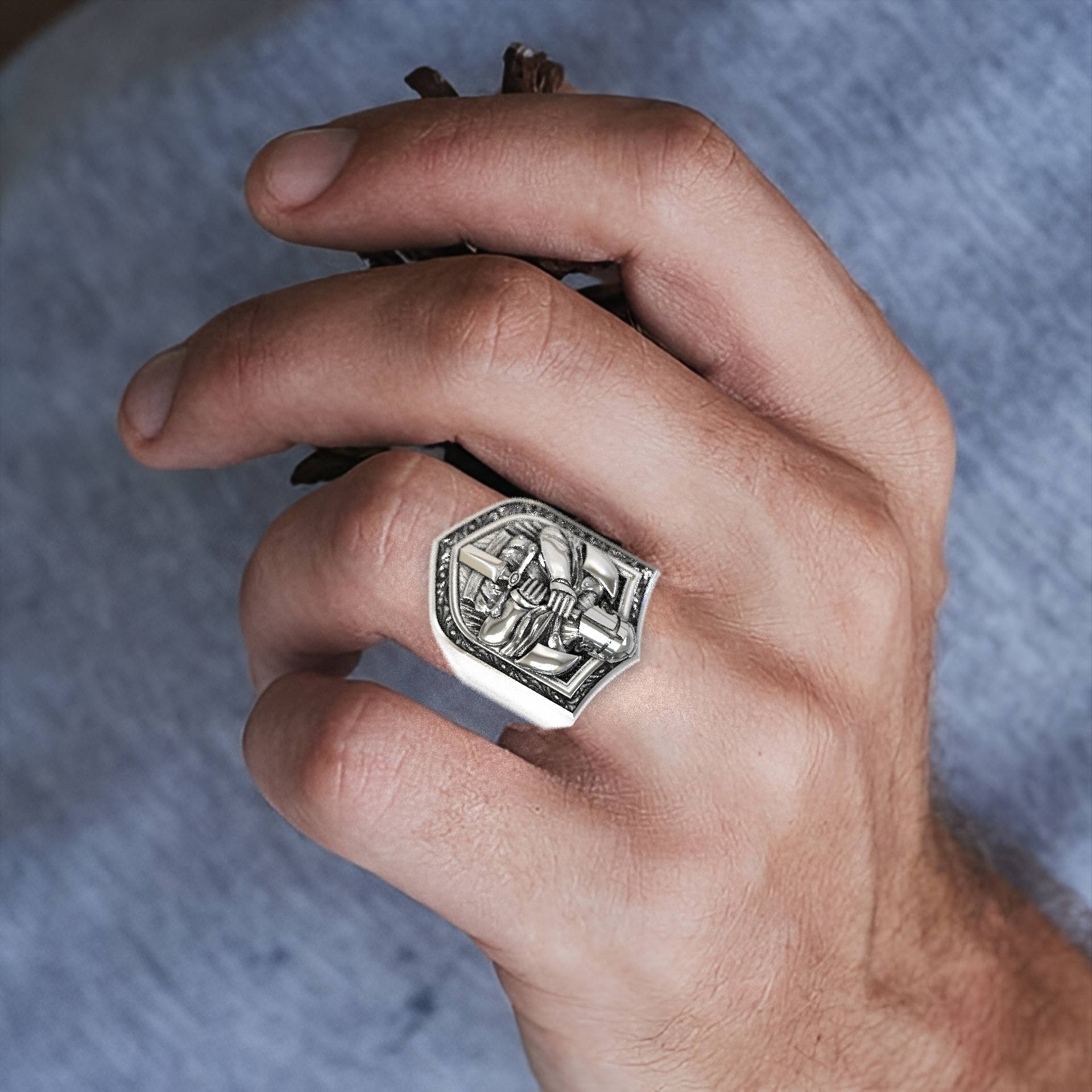 Knight Templar Shield Signet  Ring