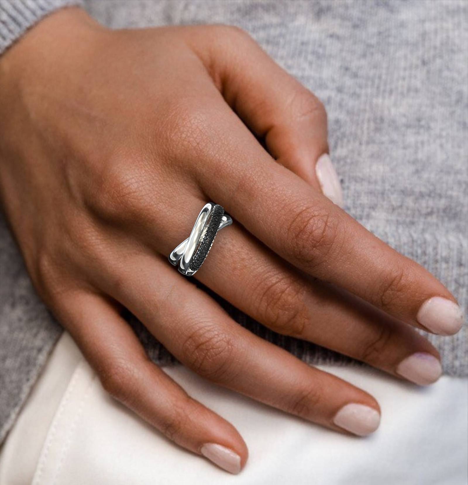 Elegant Triple Row Black Zircon Gold Ring